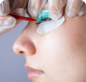 Close-up of eyes with freshly lifted lashes after a professional lash lifting treatment.