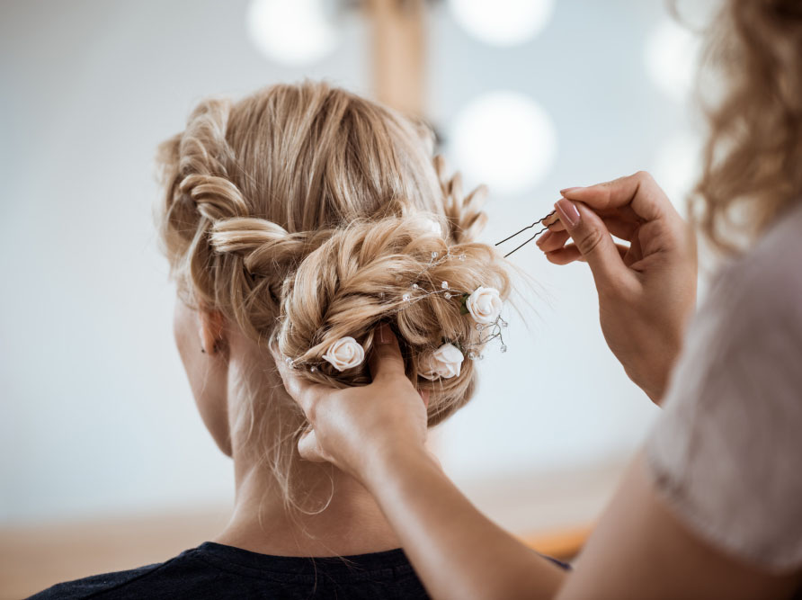 best-hairstyle-at-home-in-dubai